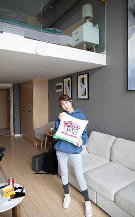 物恋传媒 No.098 米莱 俏皮可爱长筒袜_丽丝库