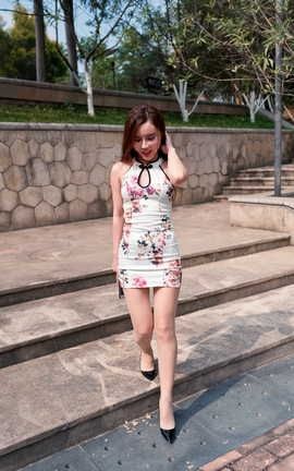 精选街拍作品 NO.0349 御风街拍 网红艾小青白色旗袍肉丝游天鹿湖公园 part2_丽丝库