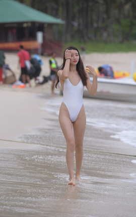 精选街拍作品 NO.0329 红石旅拍 萌萌白色连体比基尼 part2_丽丝库