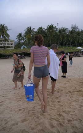 精选街拍作品 NO.0518 一只麋鹿旅拍作品 灰色热裤美女 part5_丽丝库