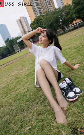 慕丝女郎MussGirl NO.167 操场白衣裙_丽丝库