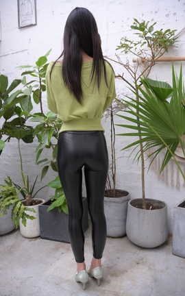 精选街拍作品 NO.0522 魂魂摄影作品 绿衣皮裤女孩 part1_丽丝库