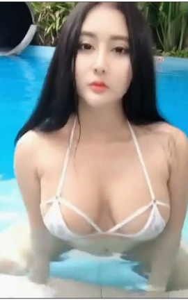 onlyfans 极品大波浪美女Pong kyubi part4