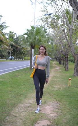 精选街拍作品 NO.0555 一只麋鹿摄影作品 黑色紧身瑜伽裤美女 part1_丽丝库