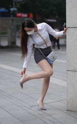 精选街拍作品 NO.0457 牛男街拍 下班 part5_丽丝库