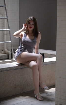 精选街拍作品 NO.0825 魂魂摄影作品 灰裙肉丝 part2_丽丝库