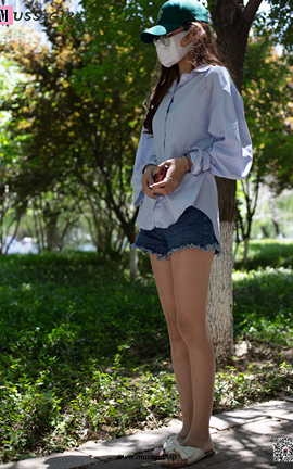 慕丝女郎MussGirl NO.210 牛仔热裤肉丝美女2_丽丝库