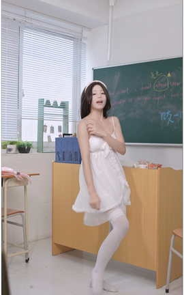 咬一口 video 纯视频V11[2160X3840 1分5秒]