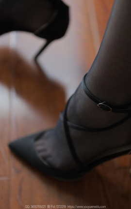 异思趣向IESS 2024.02.18 丝享家1667：秋秋《丰腴之美》_丽丝库