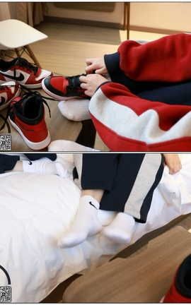 誉铭传媒 袜足摄影 2021年《06.01六一专享》[1920X1080][21分7秒]_丽丝库