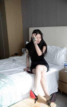 物恋传媒 NO.667 兔兔-夜晚的寄托_丽丝库