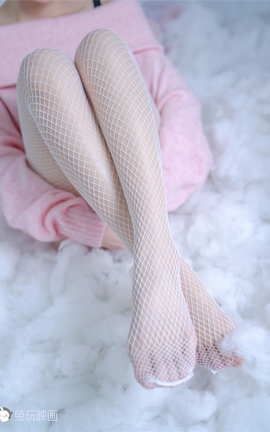 兔玩映画 C01.004 粉红毛衣和白网袜
