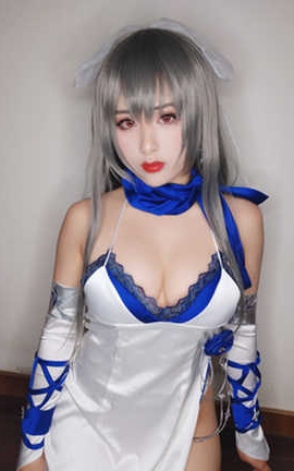 柘烟_Zuken 路易九世礼服自拍_丽丝库