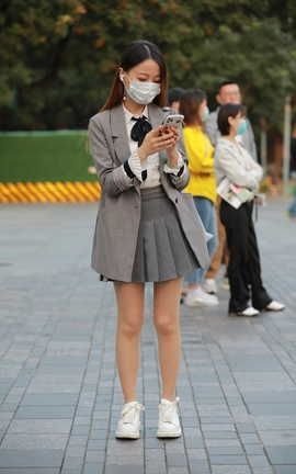 精选街拍作品 NO.0575 四九城嘎子街拍作品 肉丝漂亮小姐姐_丽丝库