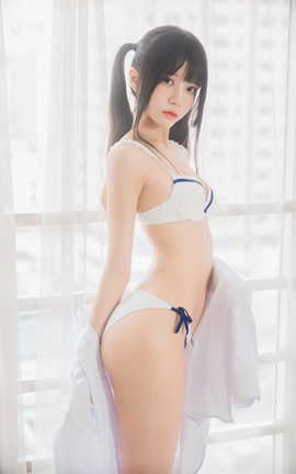 桜桃喵 白衬衫双马尾_丽丝库