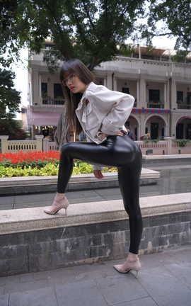 精选街拍作品 NO.0464 魂魂摄影作品 皮裤 一个抽电子烟的女人 part3_丽丝库