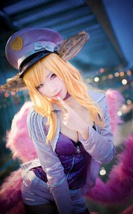 HaneAme雨波-Ahri, Blond