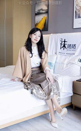 袜啵啵BoBoSocks NO.387 小甜豆-两双高跟鞋、黑丝、肉丝_丽丝库