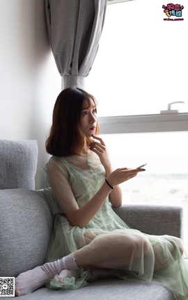 物恋传媒 No.025 猫耳 蜜桃成熟时,嫩绿纱裙蕾丝袜_丽丝库