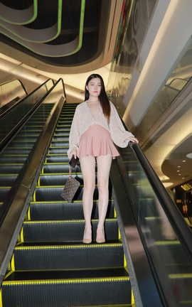 精选街拍作品 NO.1410 可爱的粉色短裙小姐姐 part3_丽丝库