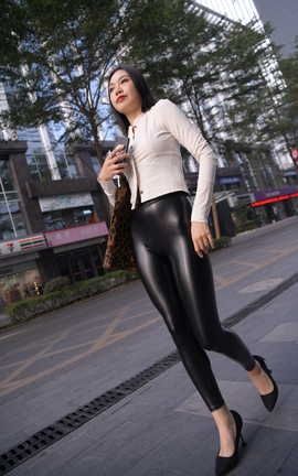 精选街拍作品 NO.0467 魂魂街拍作品 皮裤 一步之遥 part3_丽丝库