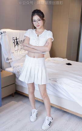 袜啵啵BoBoSocks NO.258 小沫-贝壳头板鞋、白棉袜_丽丝库