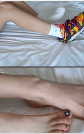 袜啵啵BoBoSocks NO.009 果冻-耐克板鞋白棉袜裸足[1920X1080][]_丽丝库