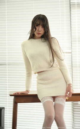 异思趣向IESS 2024.03.04 丝享家1679：团团《白色套装》_丽丝库