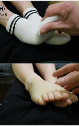 誉铭传媒 袜足摄影 《2020.2.5定制》[1920X1080][13分28秒]_丽丝库