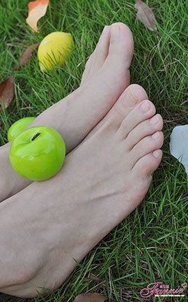 芬妮玉足Fannie No.011_丽丝库