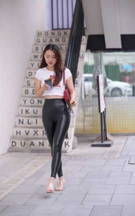 精选街拍作品 NO.0465 魂魂街拍作品 皮裤 手心的蔷薇 part2_丽丝库