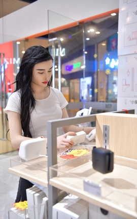 精选街拍作品 NO.0941 小海街拍作品 喜欢小米产品的小姐姐很漂亮嘛 part2_丽丝库