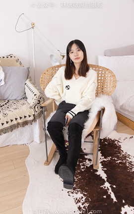 袜啵啵BoBoSocks NO.326 小甜豆-长靴、油亮灰丝、裤里丝_丽丝库