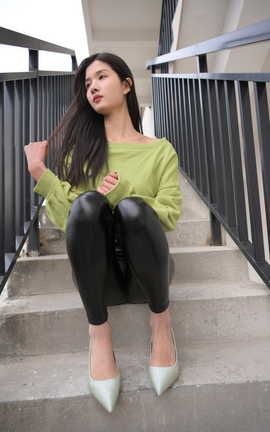 精选街拍作品 NO.0522 魂魂摄影作品 绿衣皮裤女孩 part4_丽丝库