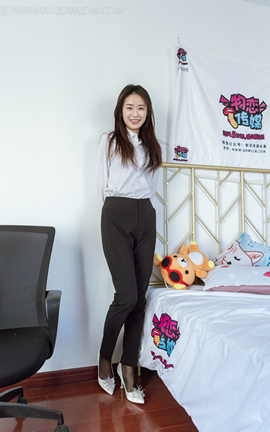 物恋传媒 NO.1025 菜菜-高跟鞋、黑丝、裤里丝、睡觉剧情_丽丝库