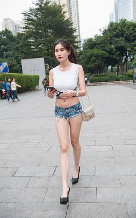 精选街拍作品 NO.0350 程生街拍 高跟热裤长腿美女 part1_丽丝库