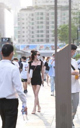 精选街拍作品 NO.1274 视觉冲击街拍作品 小仙女芭比 裸腿篇