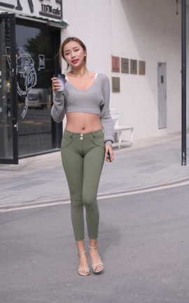 精选街拍作品 NO.0506 魂魂摄影作品 绿色紧身蜜桃裤长腿美女 part10_丽丝库