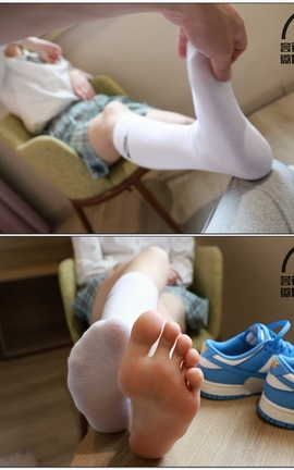 誉铭传媒 袜足摄影 2021年《06.13赞助定制作品》[1920X1080][14分31秒]_丽丝库