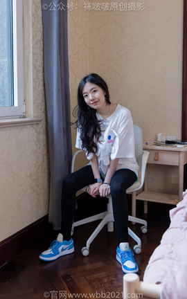 袜啵啵BoBoSocks NO.516 小甜豆-板鞋、厚黑色踩脚裤袜、白棉袜_丽丝库