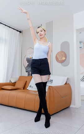 袜啵啵BoBoSocks NO.528 小甜豆-高跟长靴、薄白丝、薄黑丝、薄肉丝_丽丝库