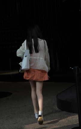 精选街拍作品 NO.0728 牛男街拍 漂亮可爱的美腿女孩 part2_丽丝库
