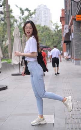 精选街拍作品 NO.1041 魂魂模拍作品 又遇一字马 part2_丽丝库