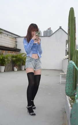 精选街拍作品 NO.0512 程生街拍 长筒袜女孩 part3_丽丝库