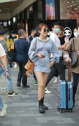 精选街拍作品 NO.0580 四九城嘎子街拍作品 肉丝包臀裙美眉_丽丝库