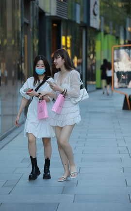 精选街拍作品 NO.0659 四九城嘎子街拍作品 短裙性感小姐姐