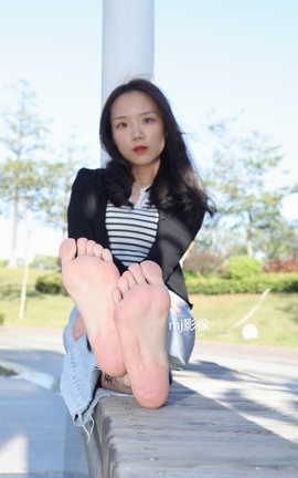 Pary摄影 NO.085 与小芸到公园游玩拍脚丫_丽丝库
