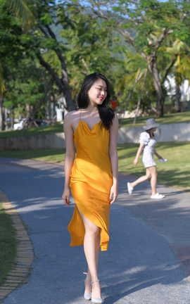 精选街拍作品 NO.1121 一始街拍作品 黄裙女子 part7_丽丝库