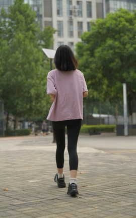 精选街拍作品 NO.1339 一始街拍作品 黑色瑜伽篮球课女孩 part1_丽丝库