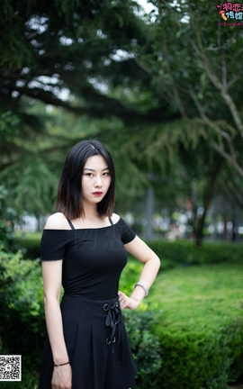 物恋传媒 No.030 乔纳 高冷御姐，烈焰红唇_丽丝库